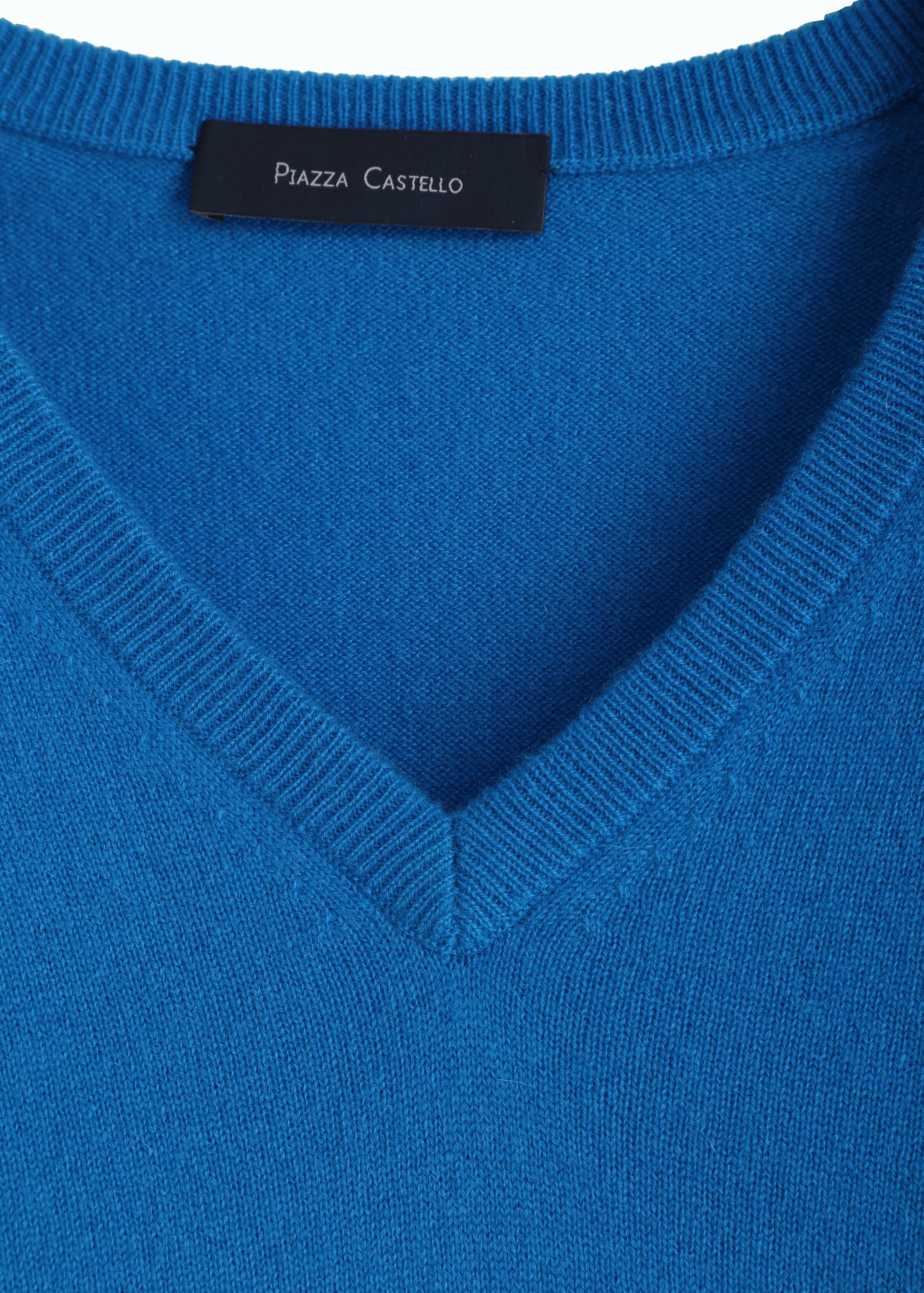 Rubeno V-Neck Jumper
