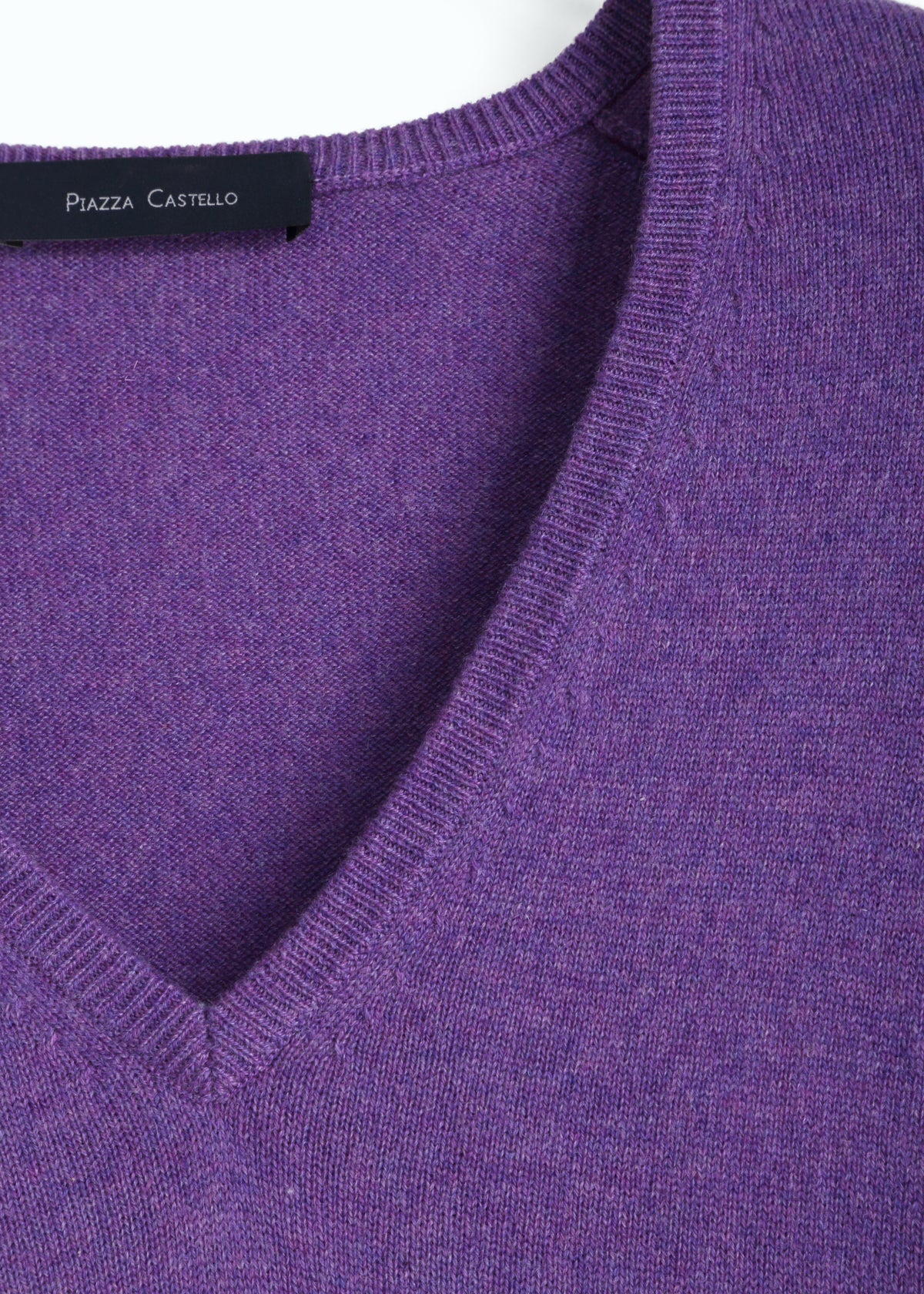 Amabile V-Neck Cashmere Jumper