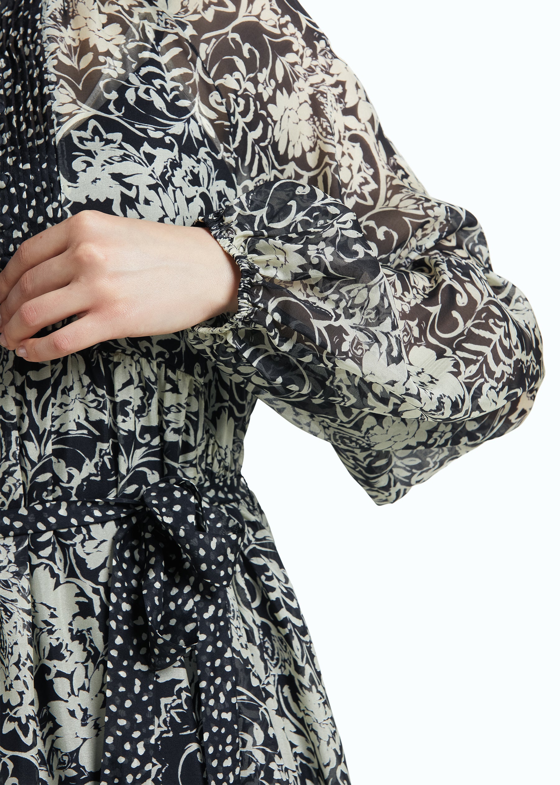 Evadia Dress