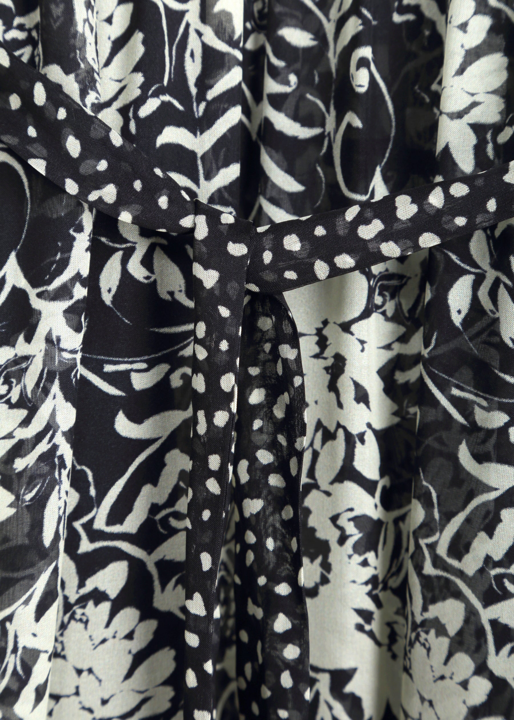 Evadia Dress