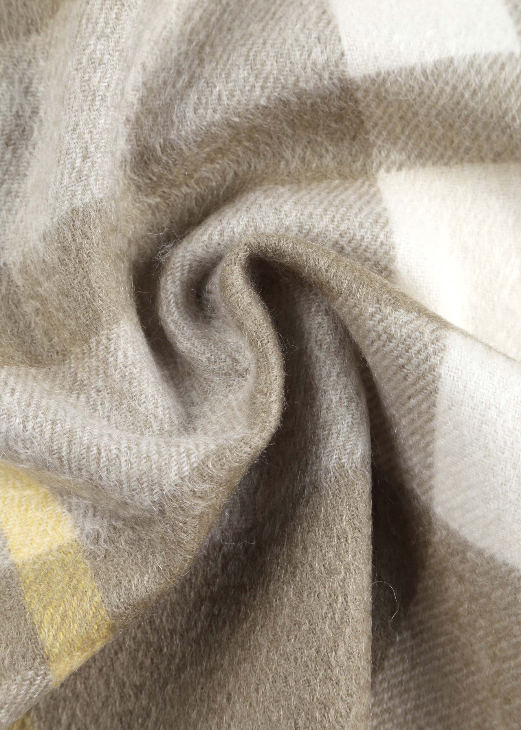 Cremisi Checked Shawl