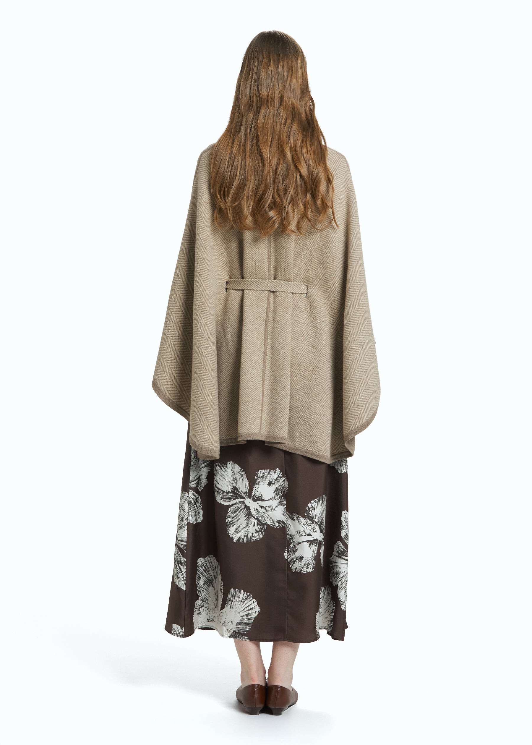 Isaria Cape