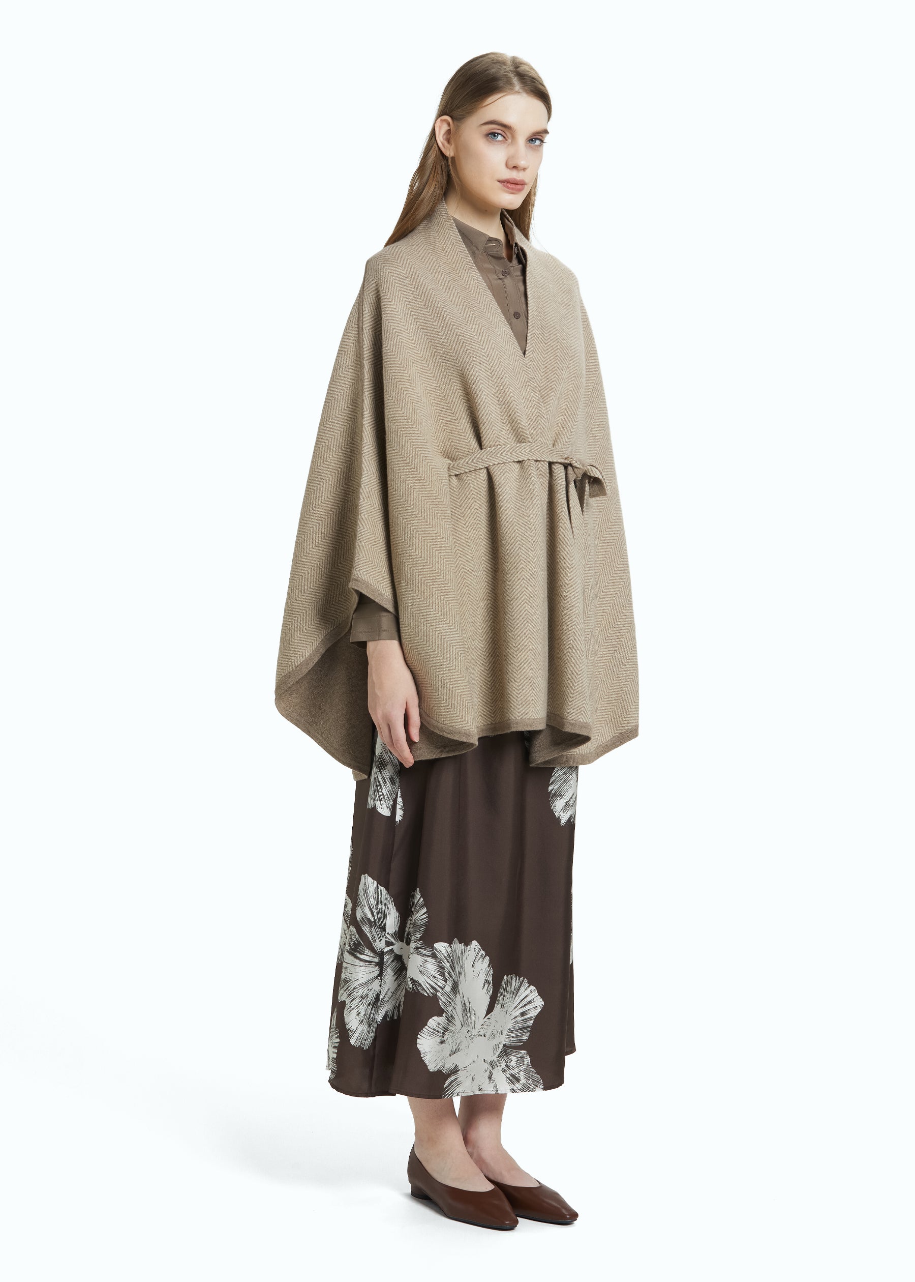 Isaria Cape