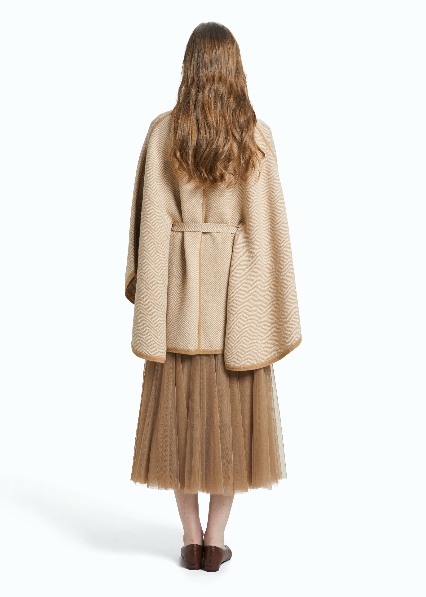 Isaria Cape