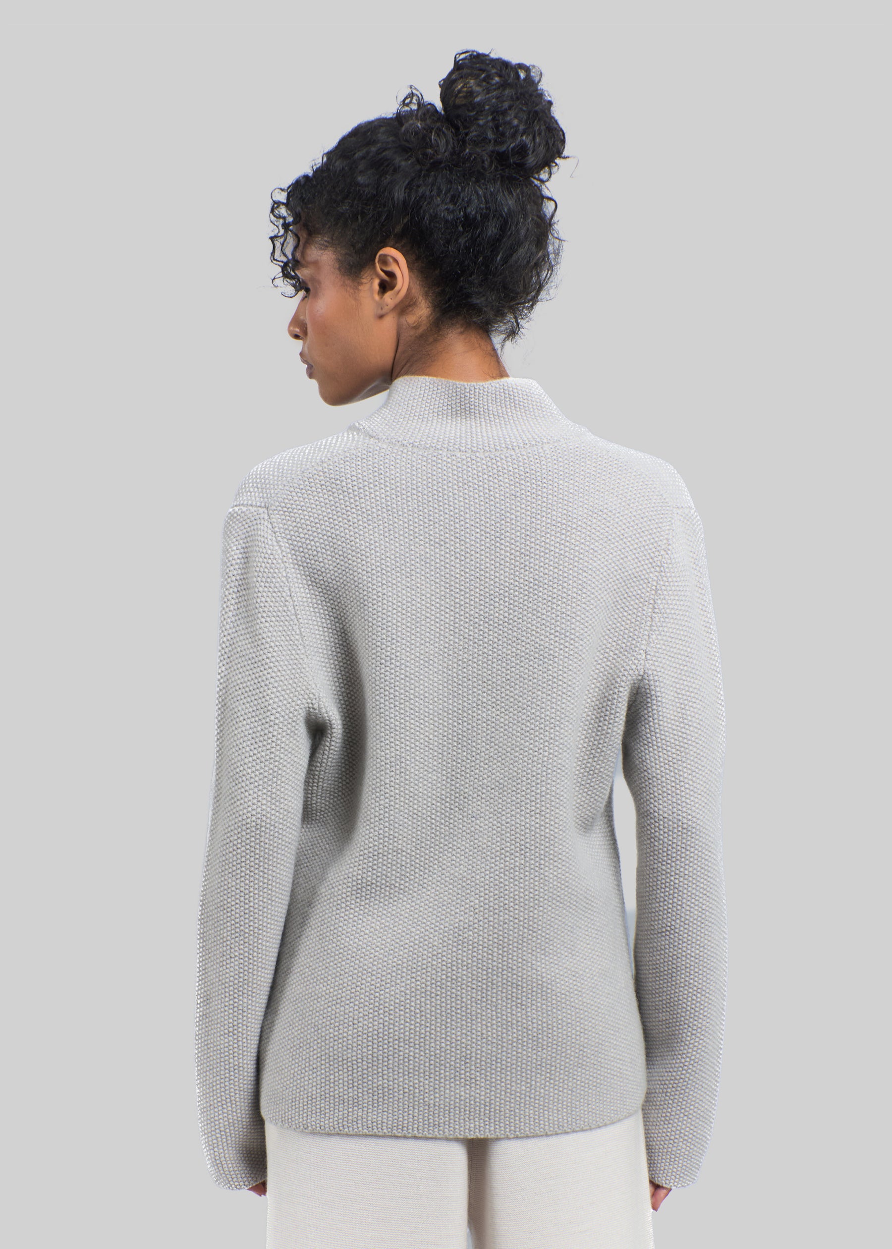 Poesia Two-Pocket Knit Cardigan
