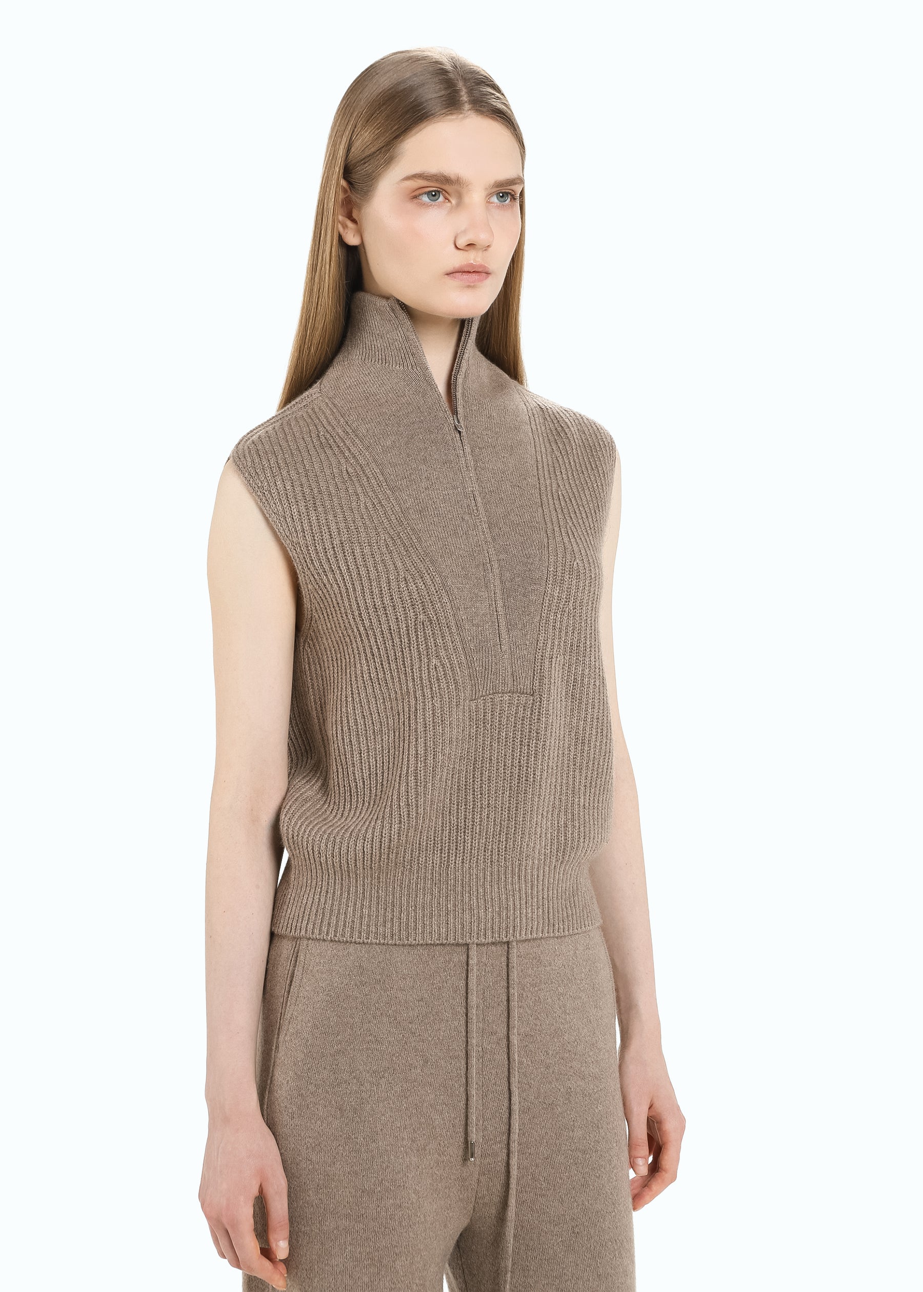 Vittoria Vest