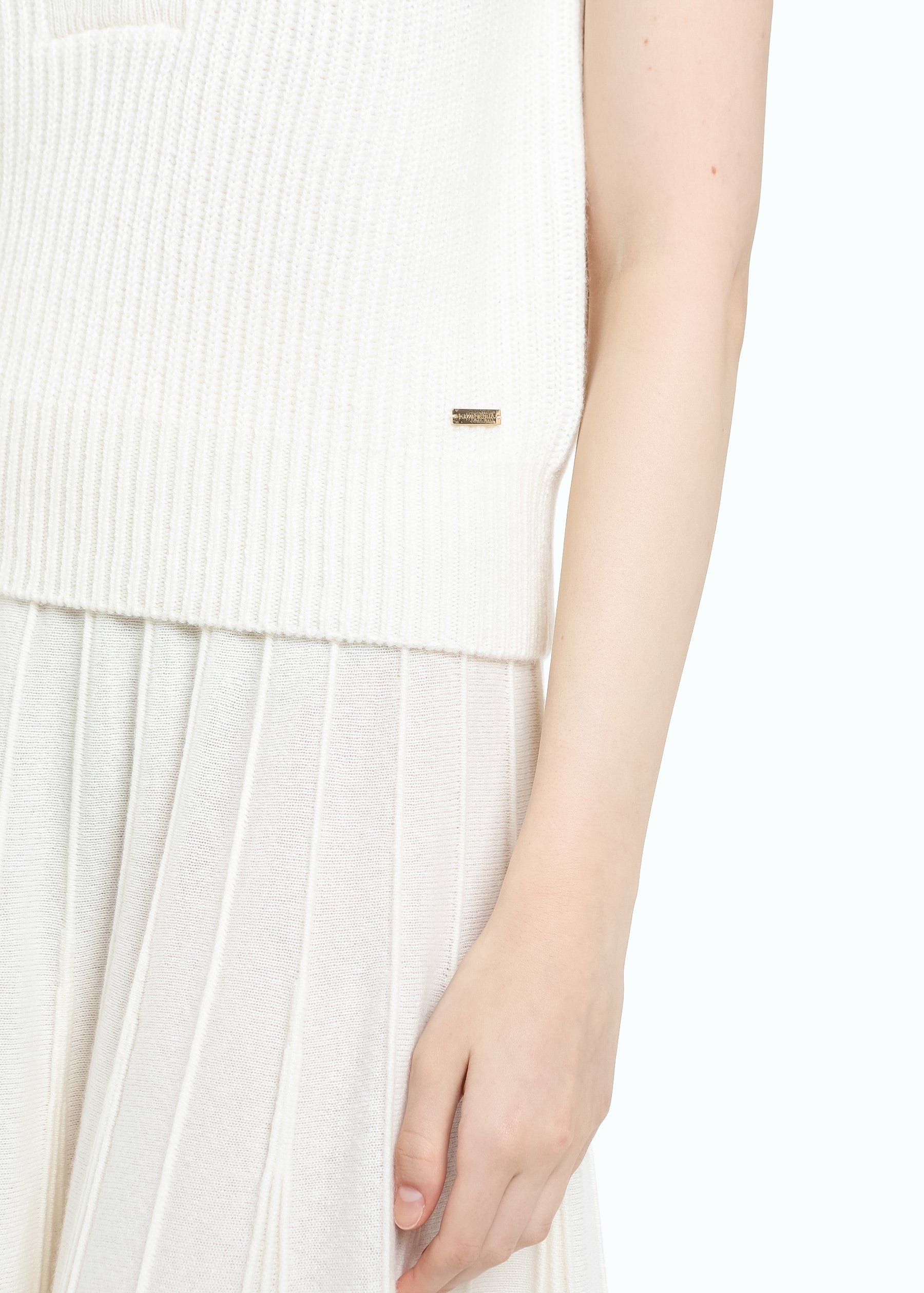 Vittoria Vest