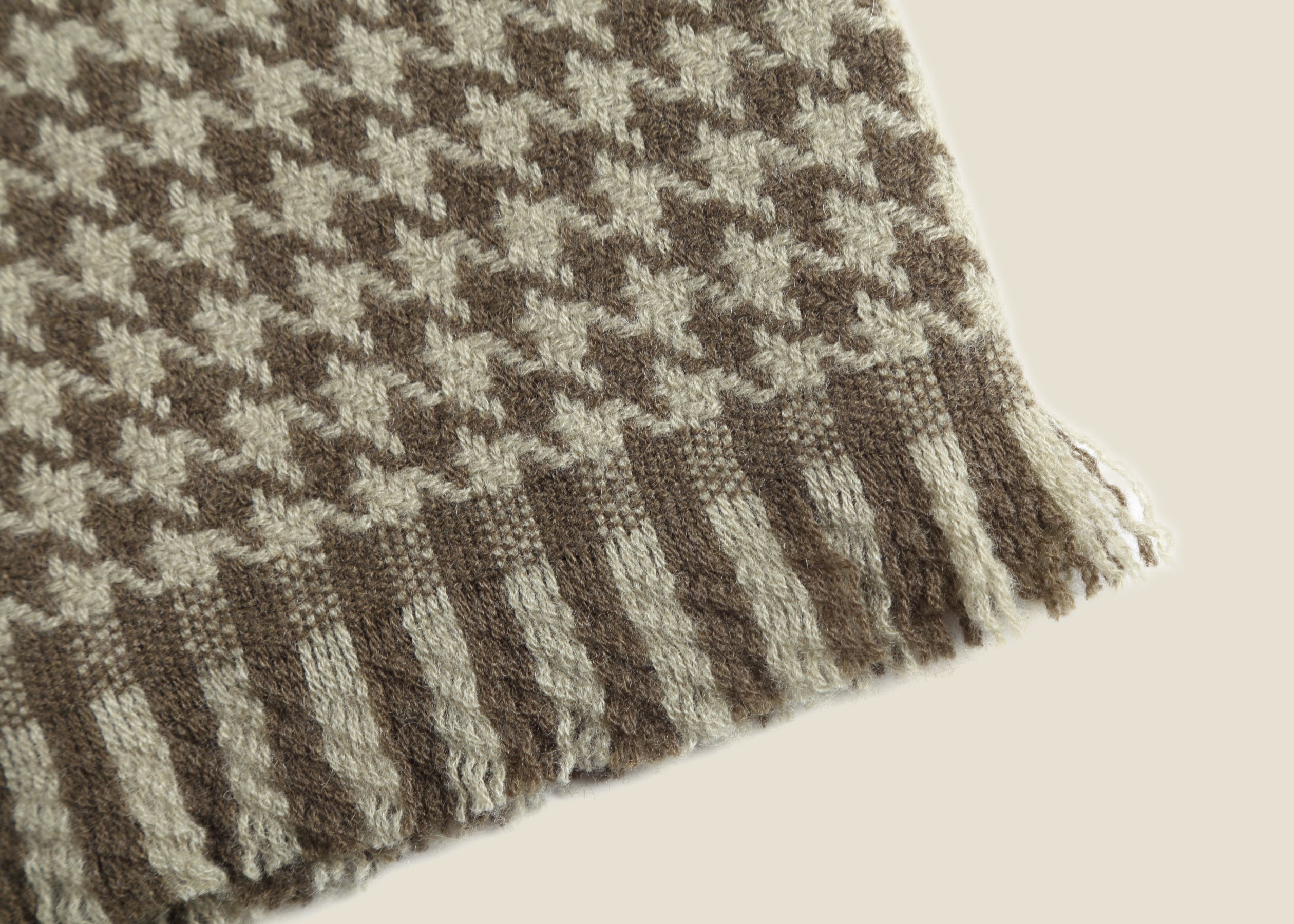 Allegra Houndstooth Cashmere Shawl