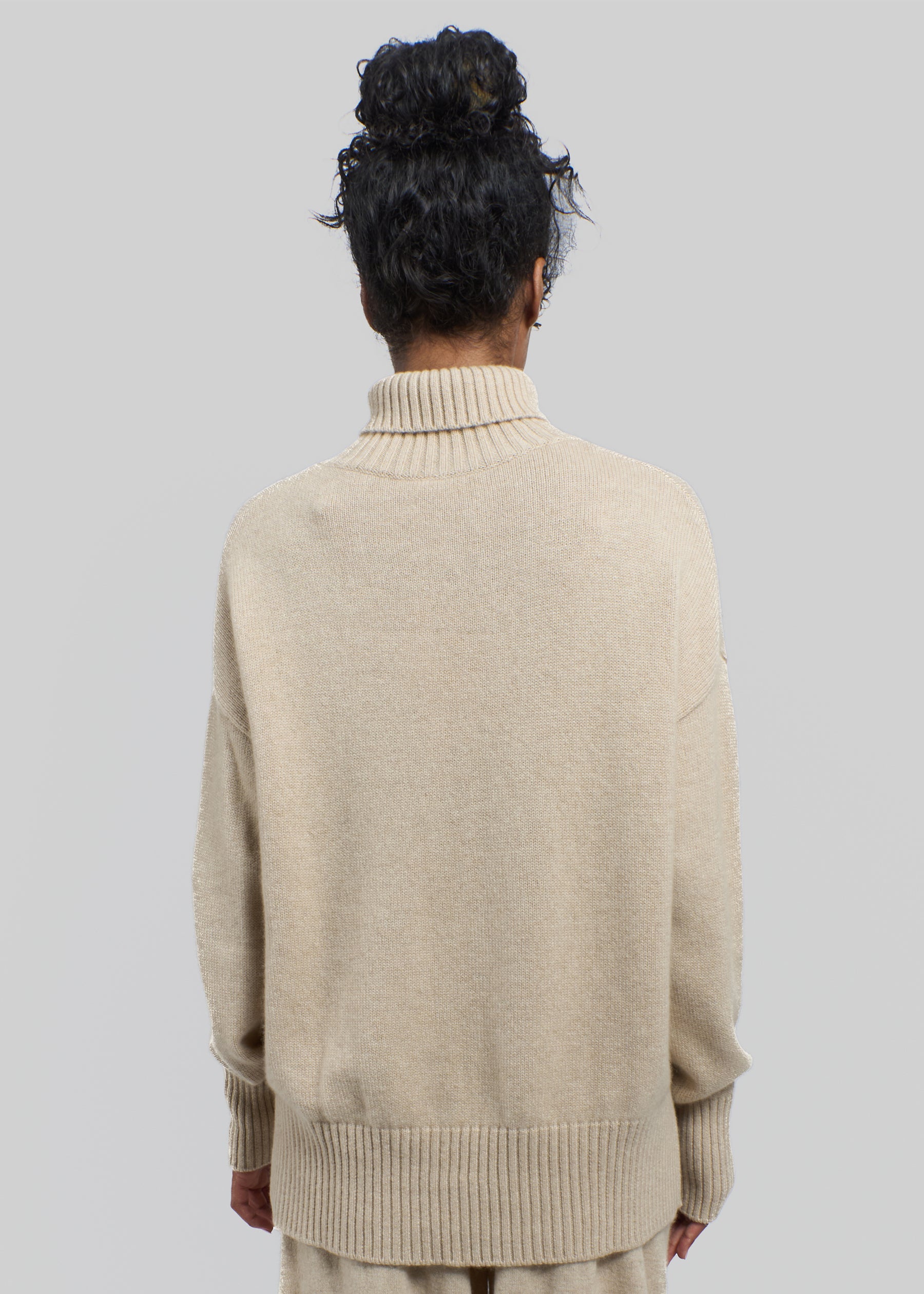 Corto High Neck Cashmere Jumper