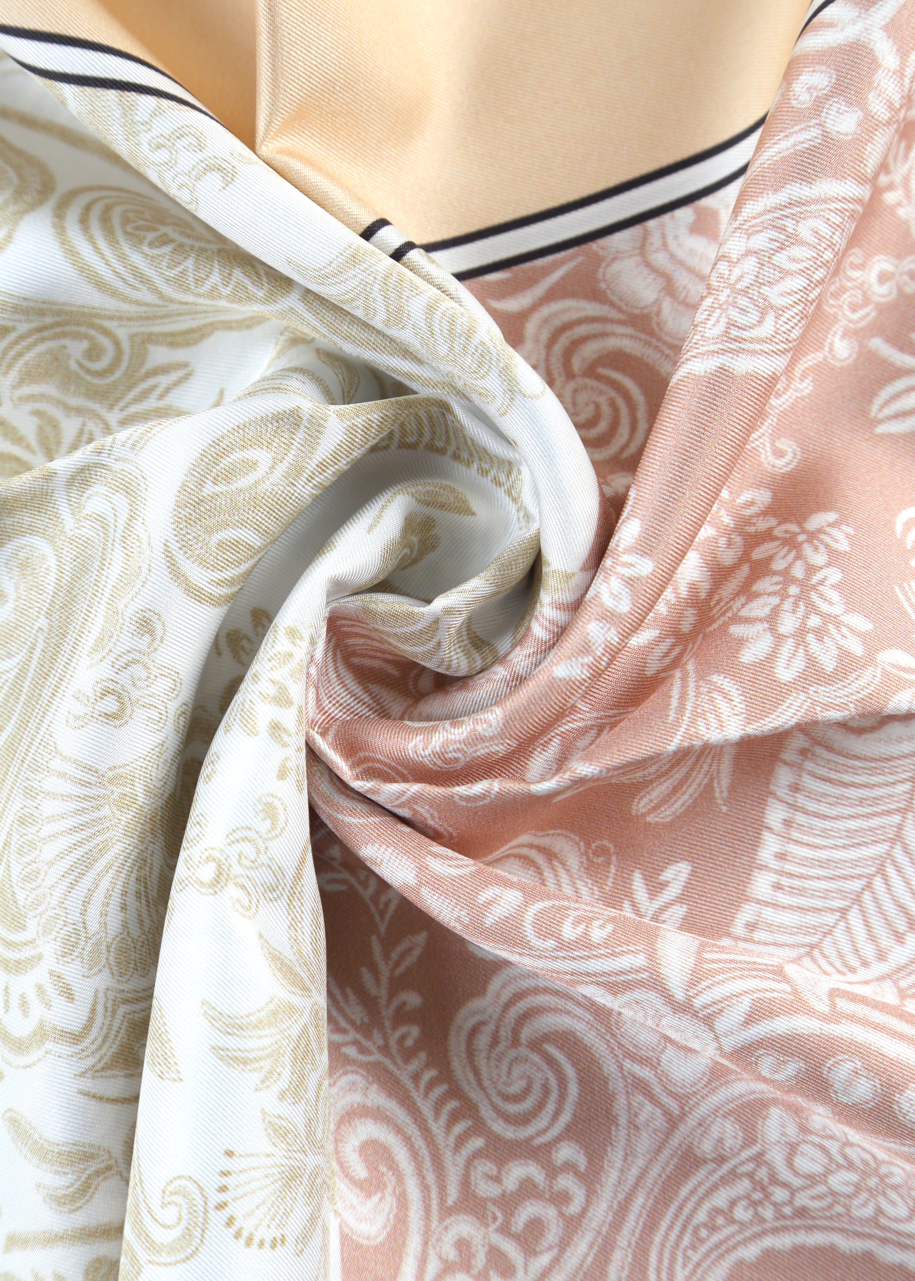 Vetra Art Foulard 88x88