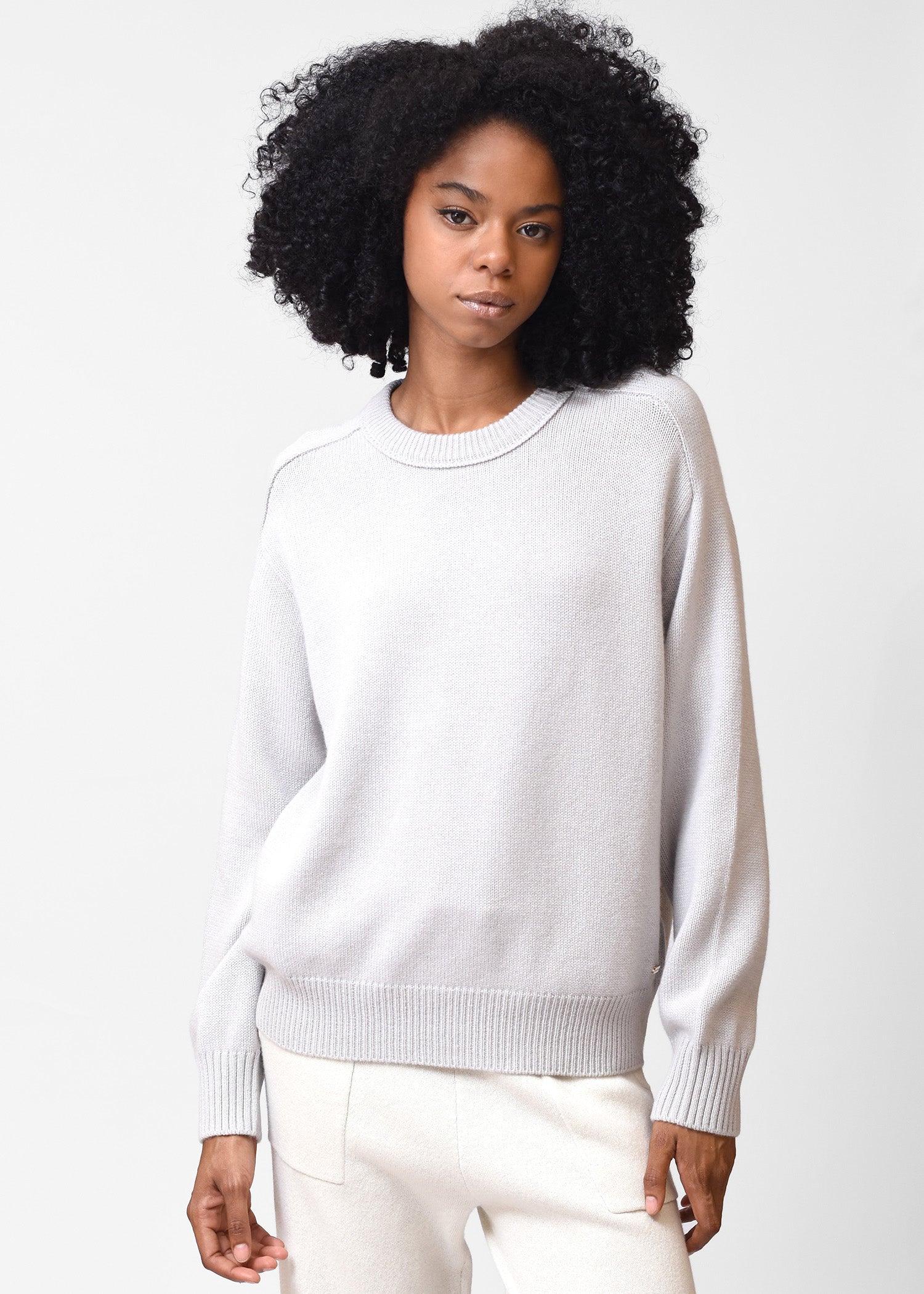 Basic Round Neck Cashmere Jumper