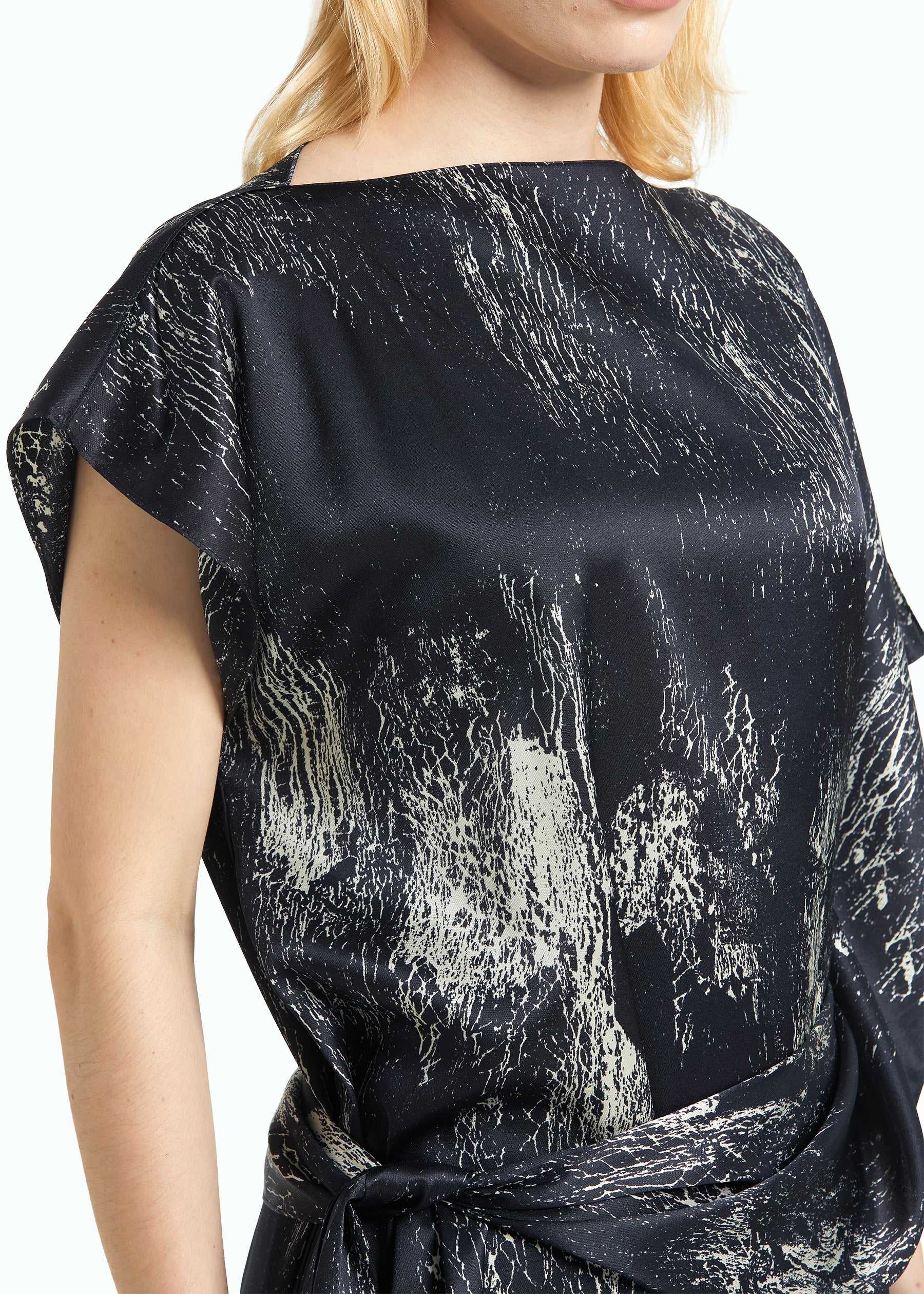 Nerisa Dress