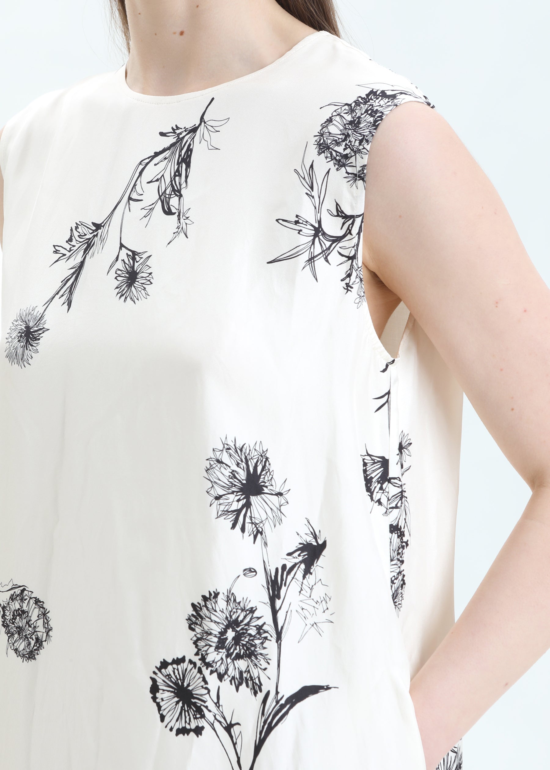Neraviva Dress