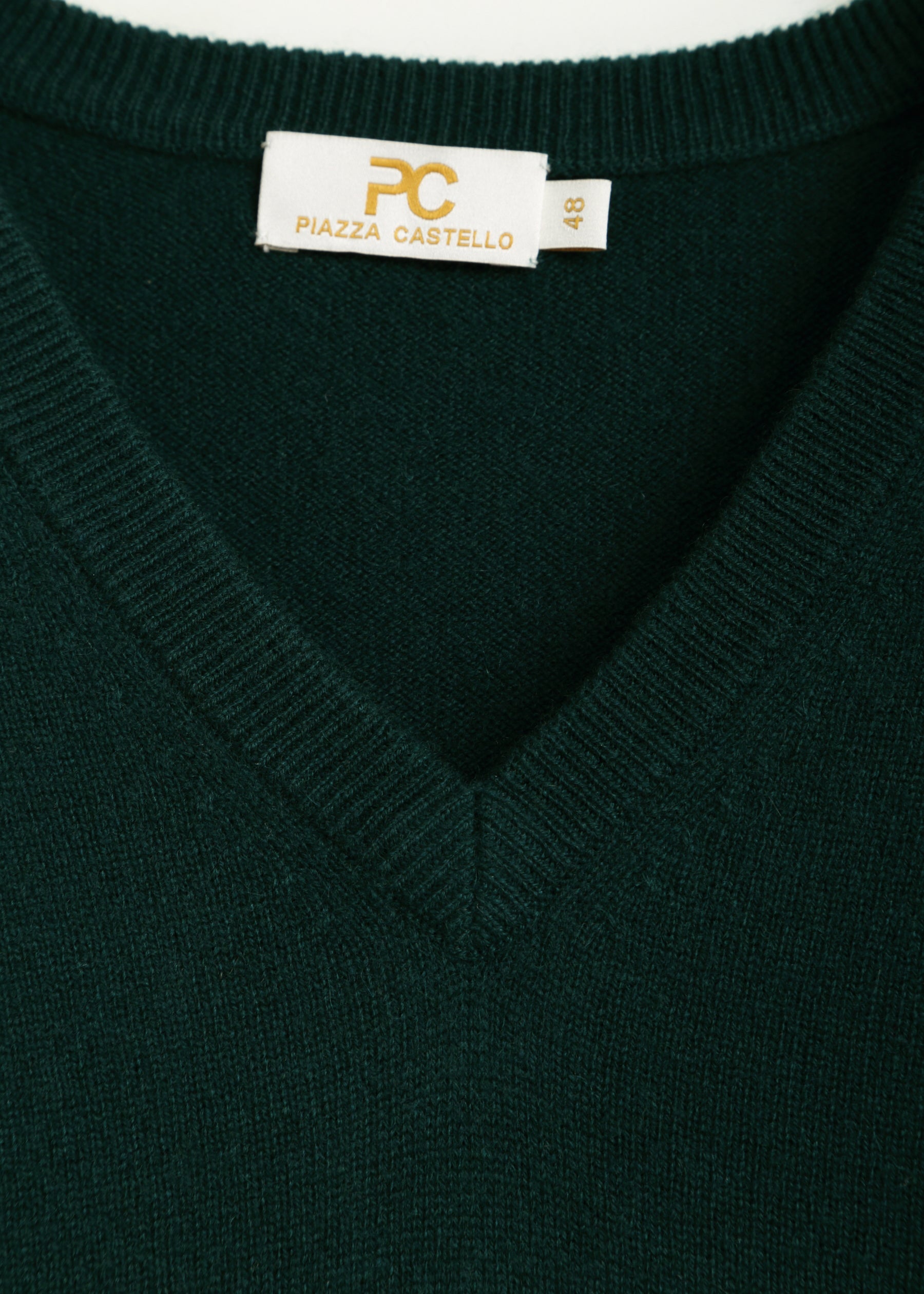 Verde Men's V-Neck Cashmere Jumper