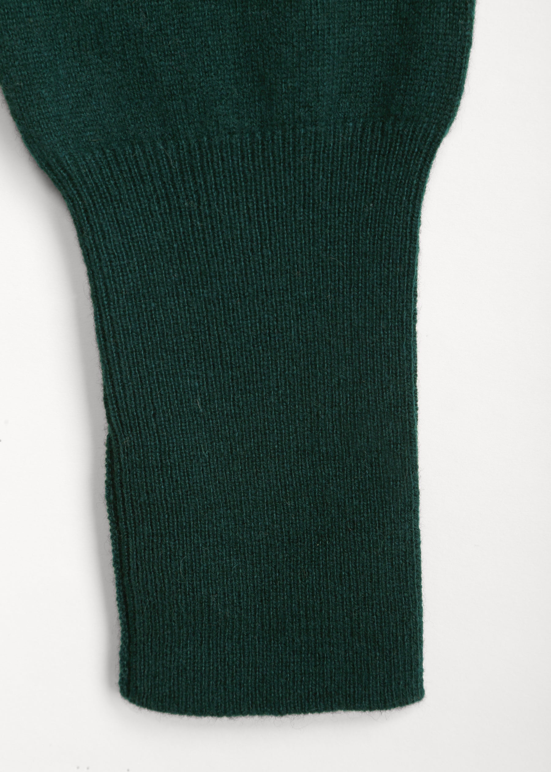 Verde Men's V-Neck Cashmere Jumper