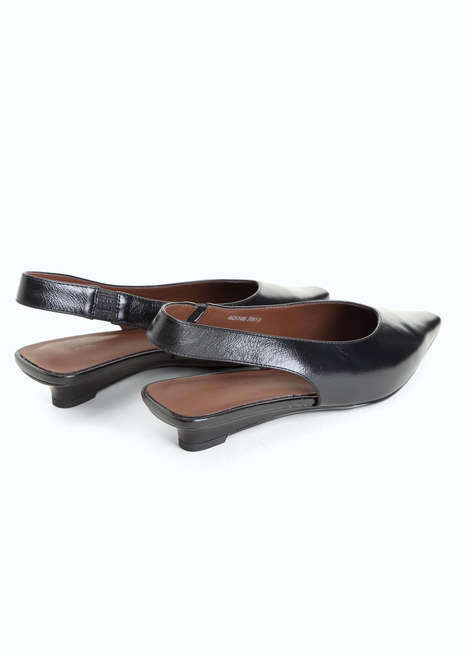 Prua Pointed Slingback Flat