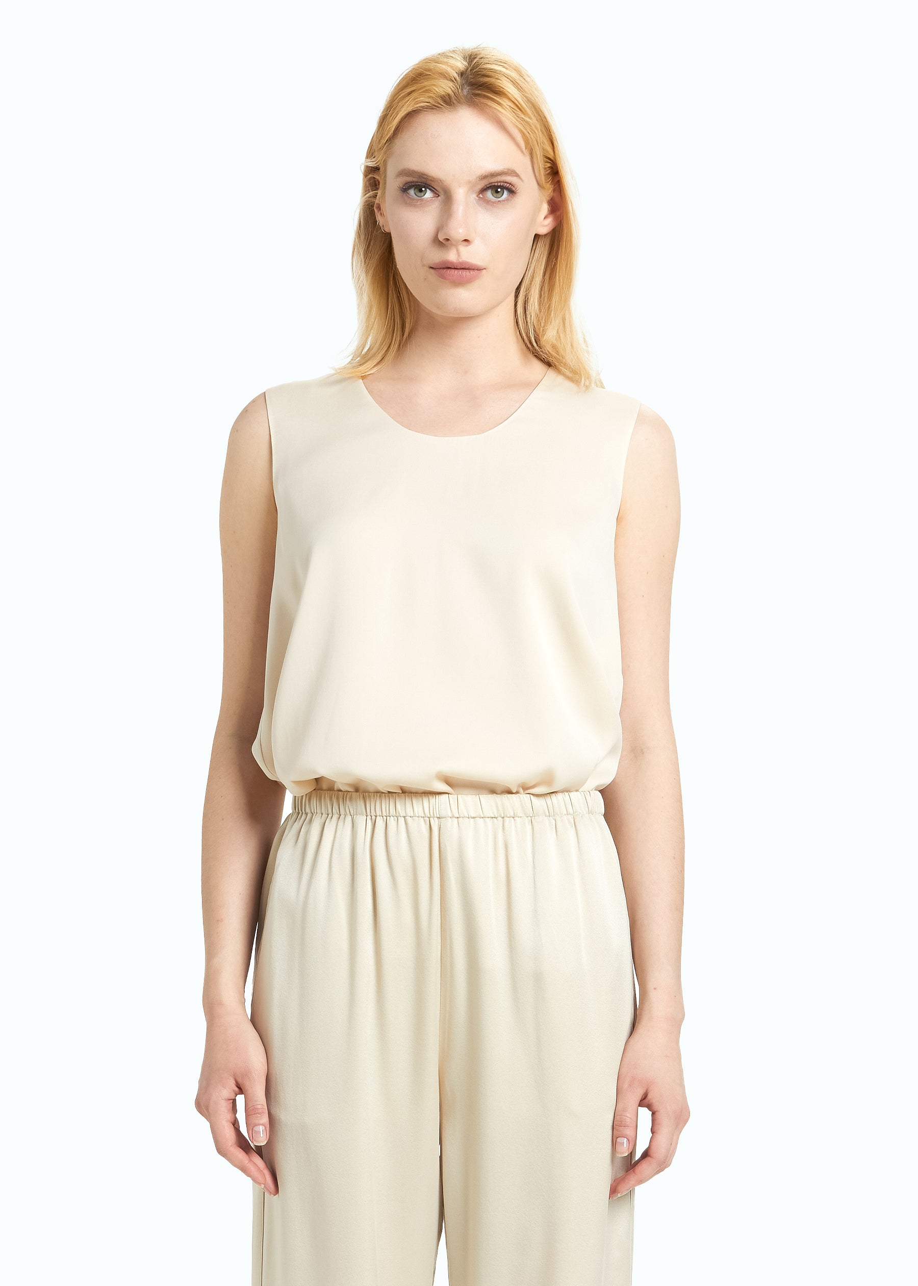 Luma Top