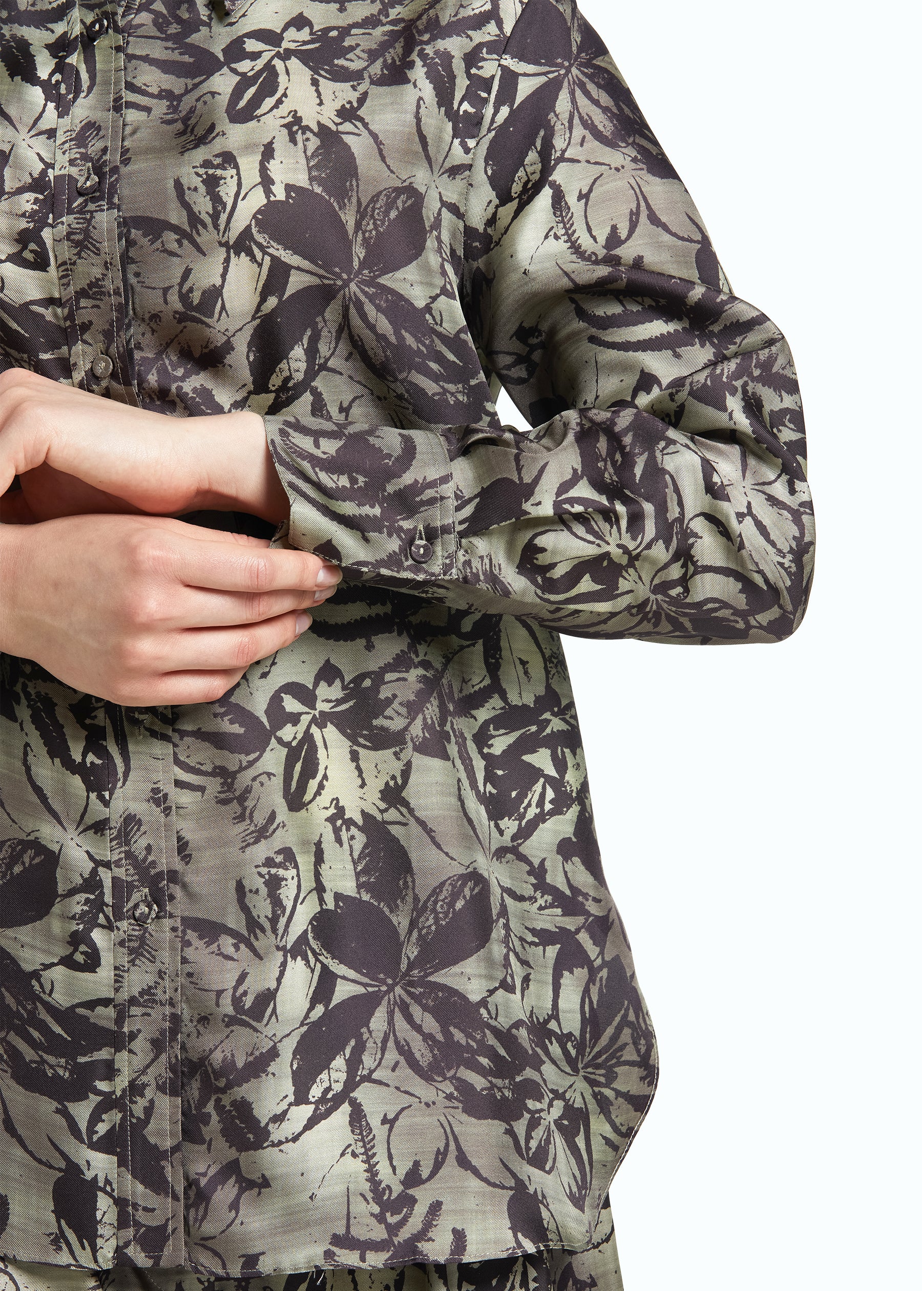 Tenebria Shirt