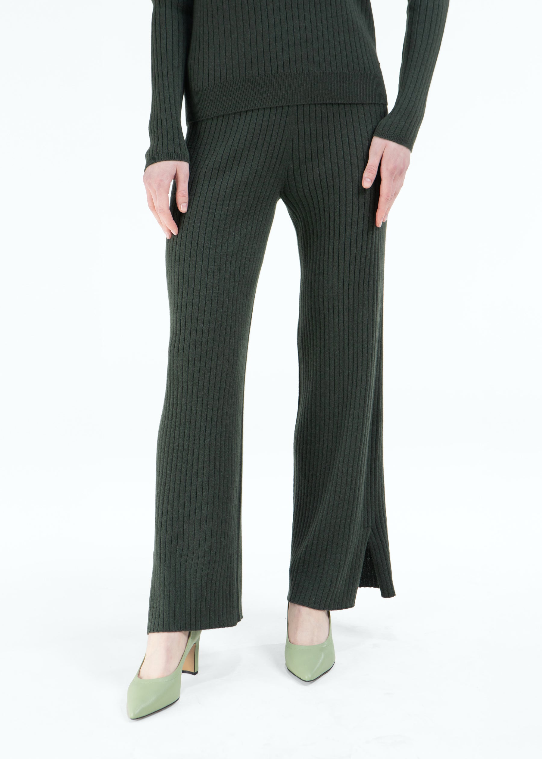 Celmara Ribbed Cashmere Trousers with Side Slits