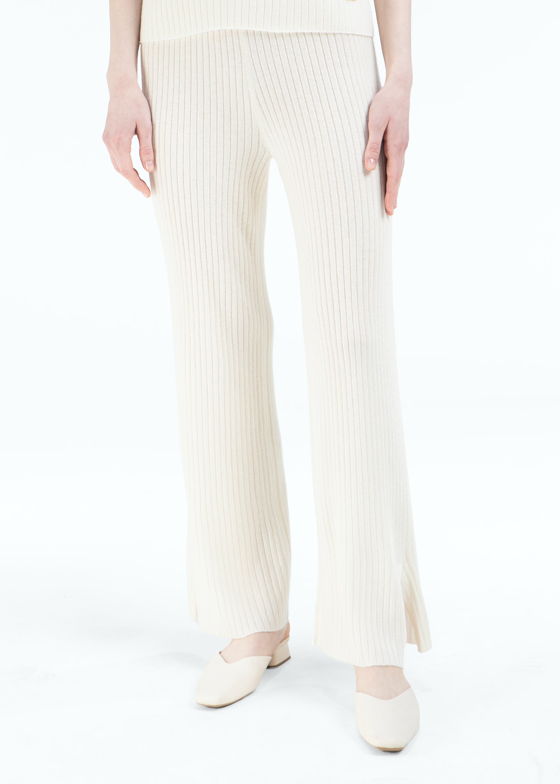 Celmara Ribbed Cashmere Trousers with Side Slits