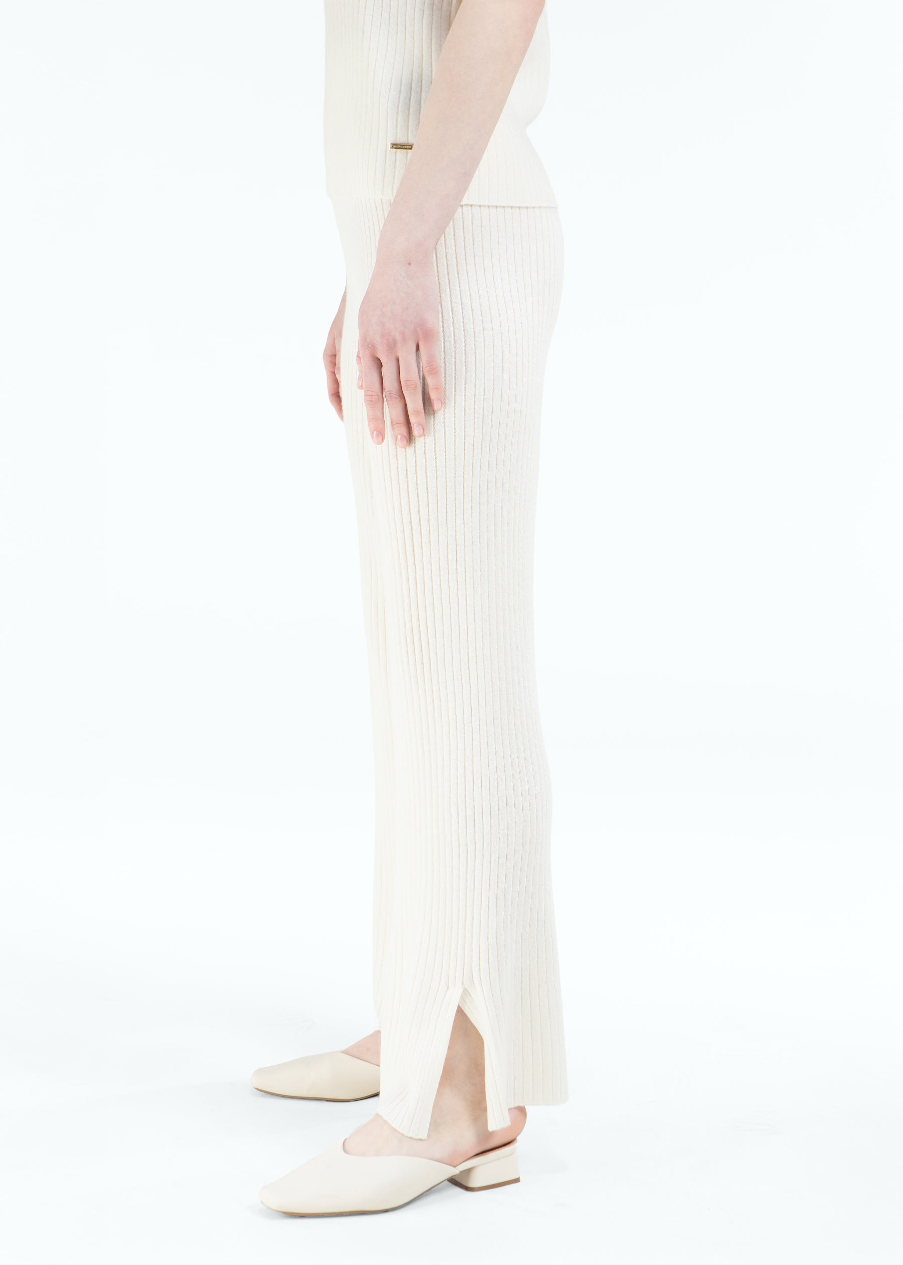 Celmara Ribbed Cashmere Trousers with Side Slits