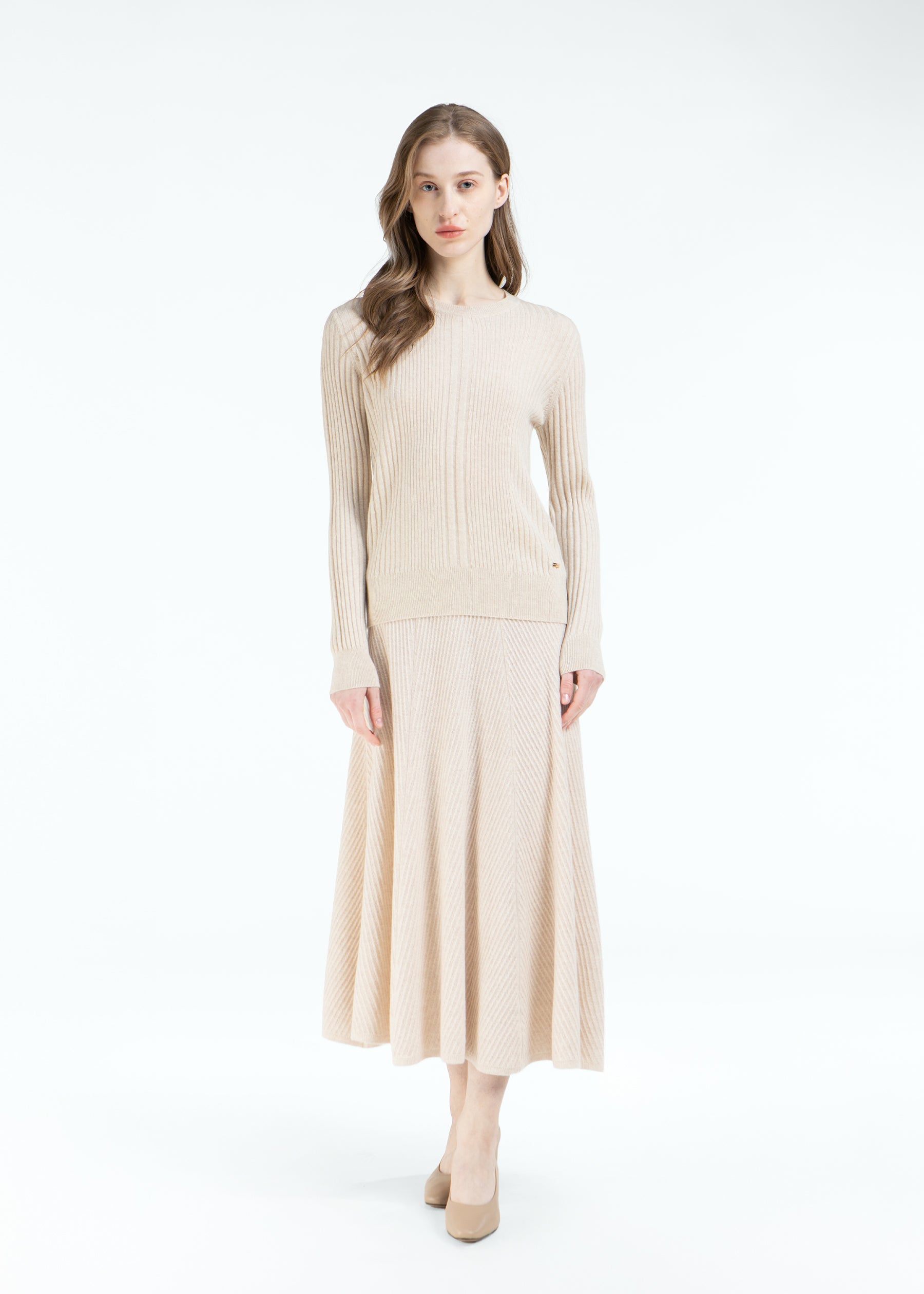 Stellara Ribbed Round Neck Cashmere Jumper