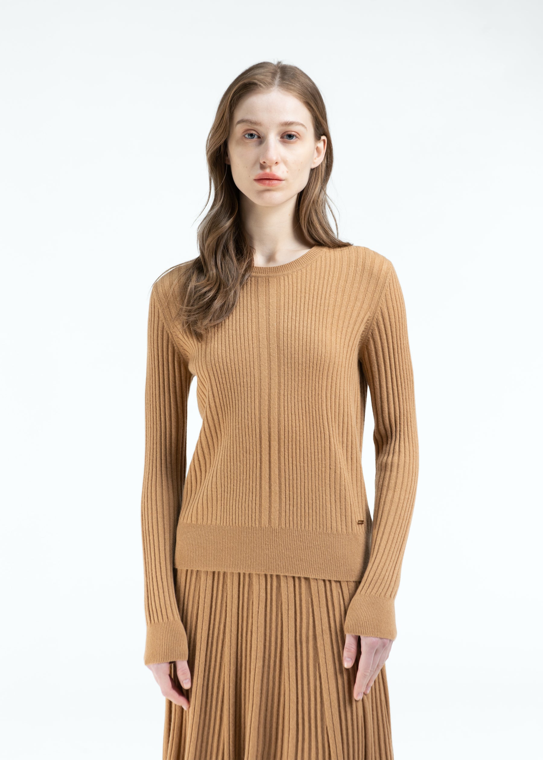 Stellara Ribbed Round Neck Cashmere Jumper