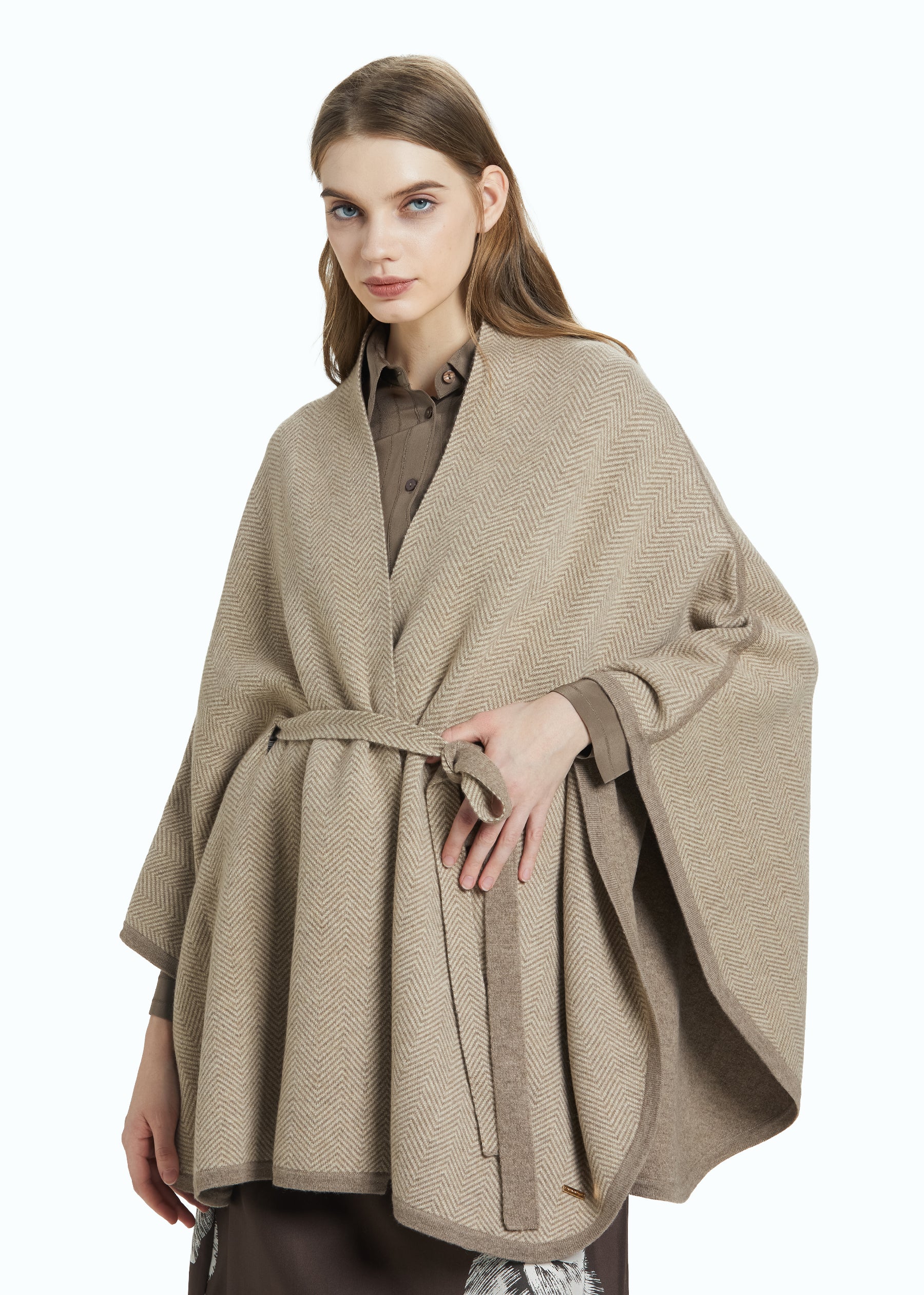 Isaria Cape