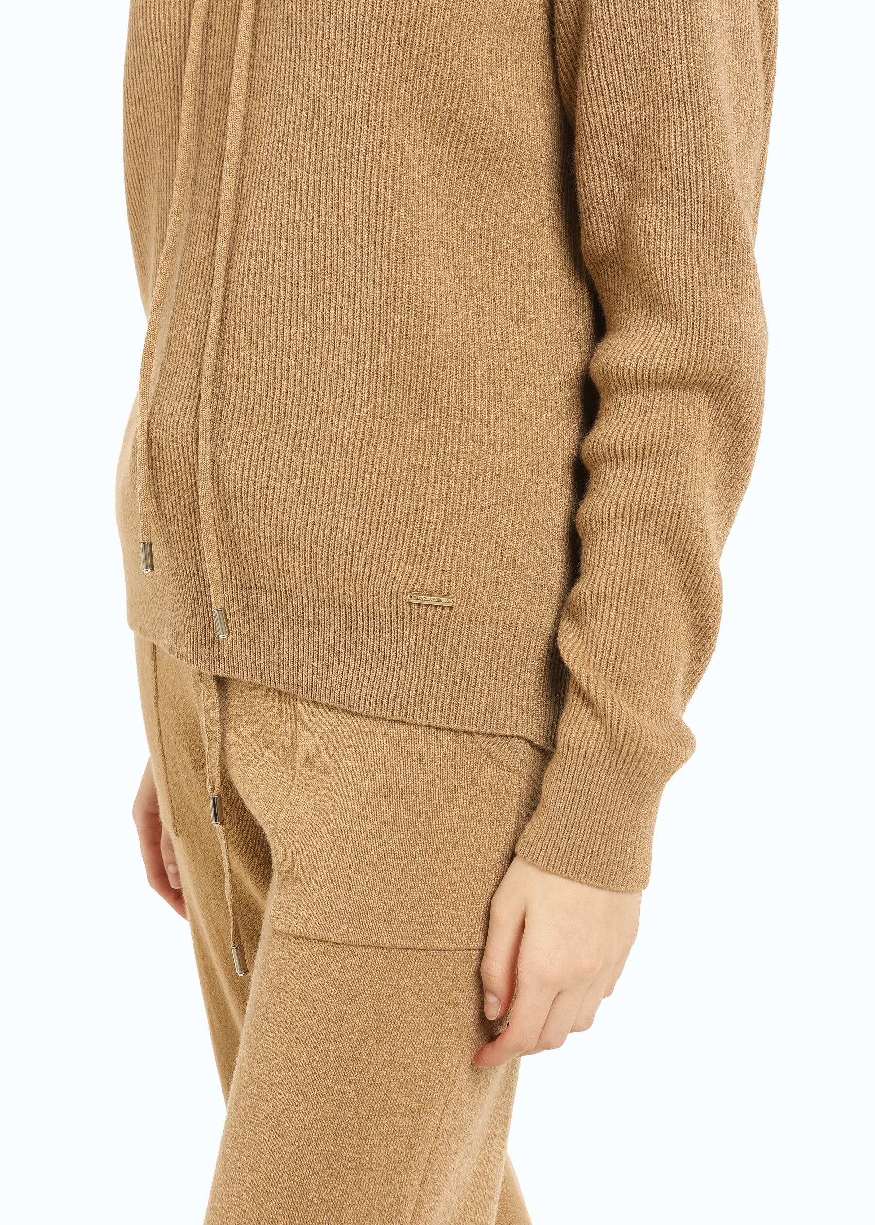 Ondoso Hoodie