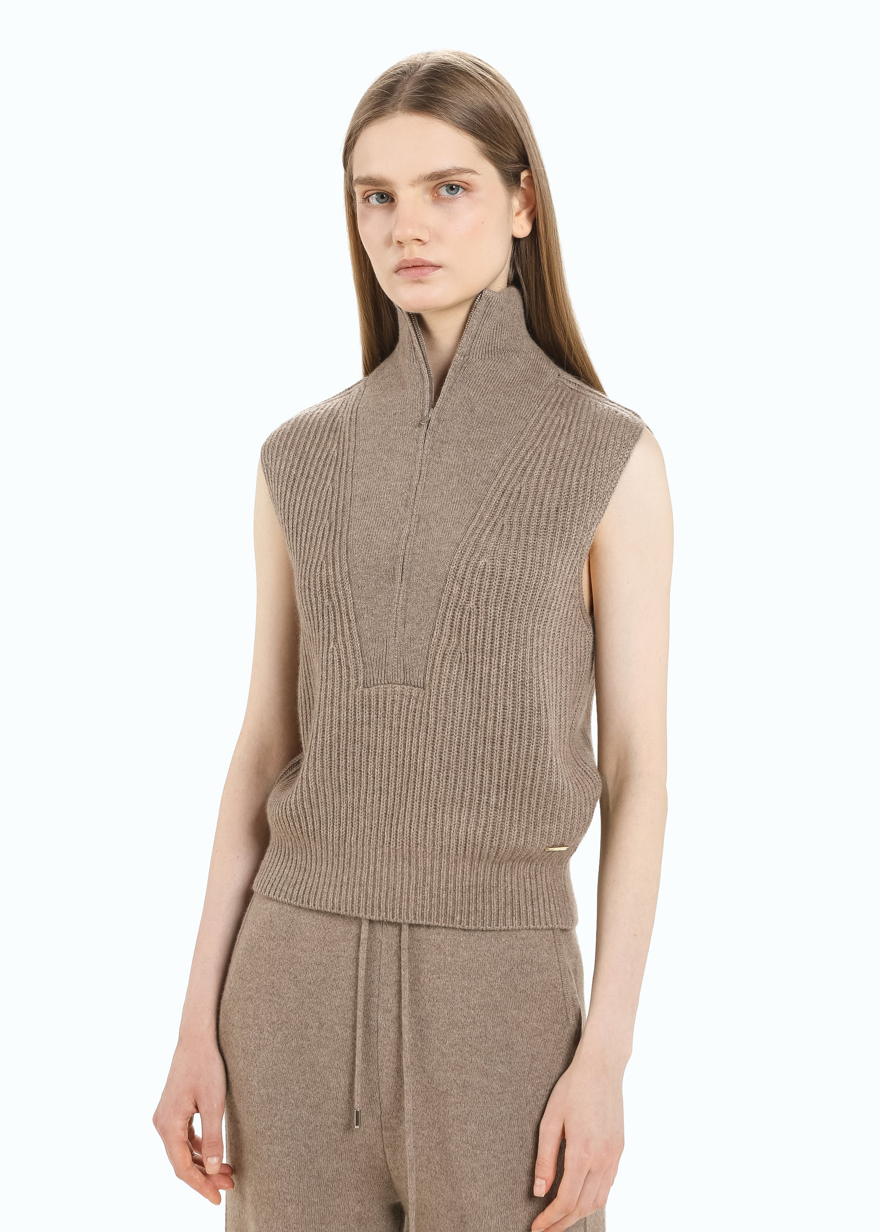 Vittoria Vest
