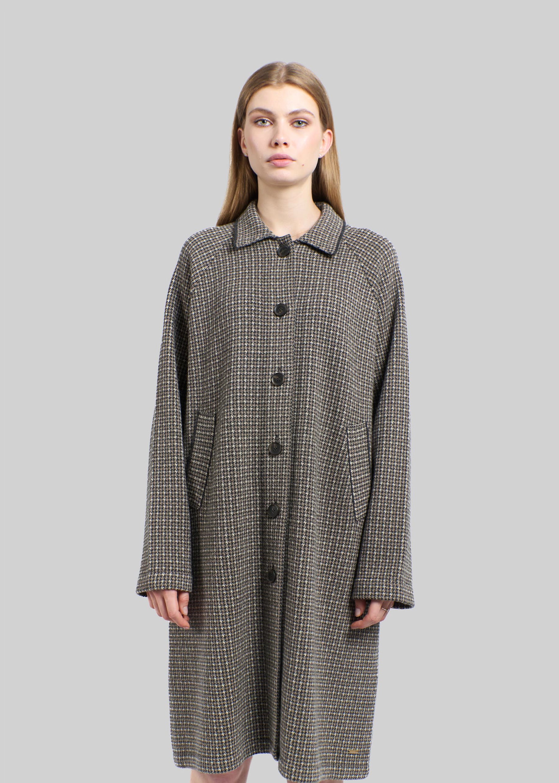 Cappotto in jacquard di cashmere con collo a revers