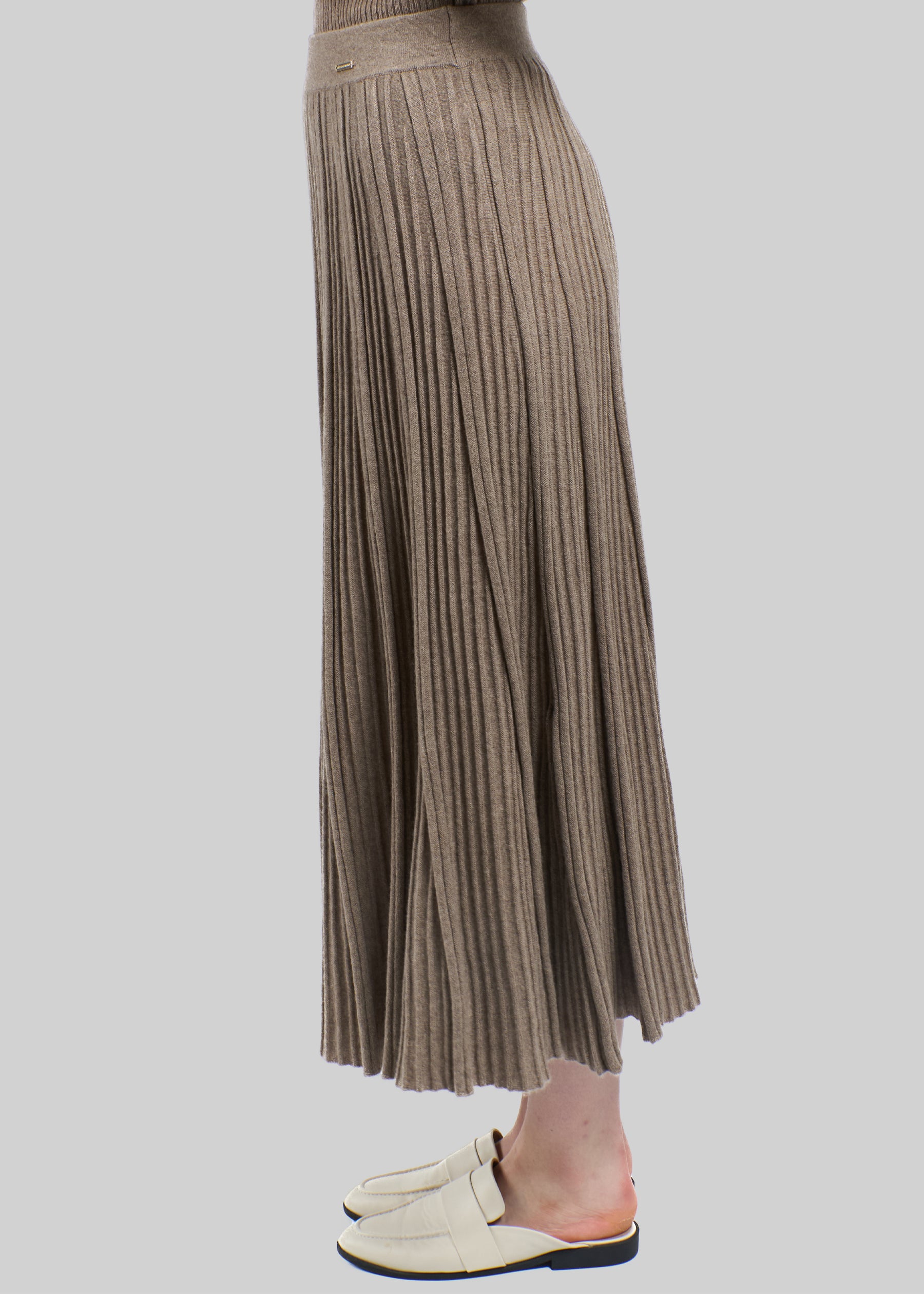 Silvana Rib Knit Cashmere Skirt