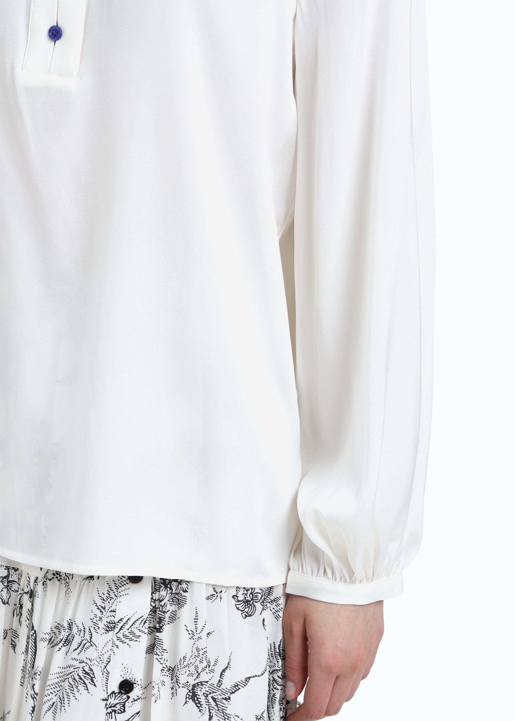 Manicata Blouse