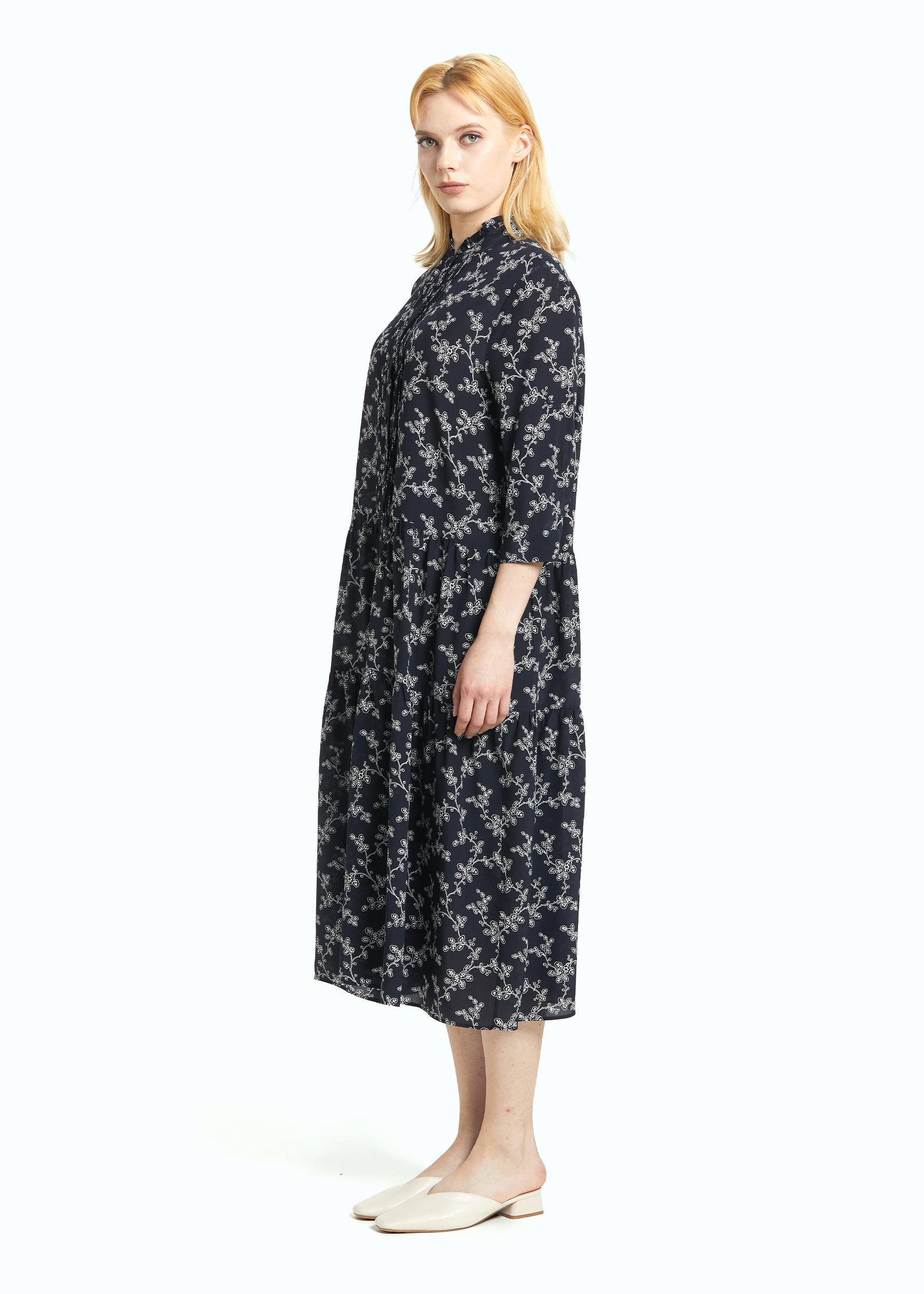 Viretta Dress